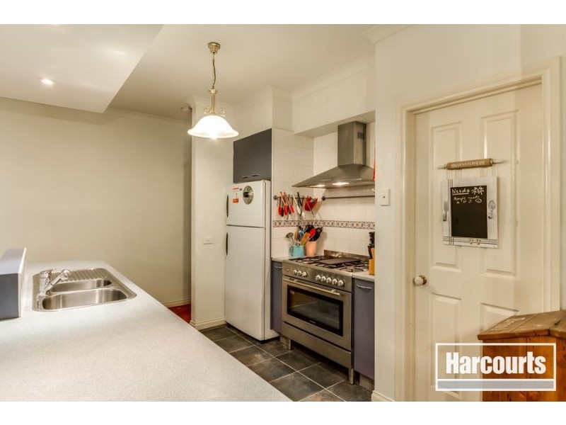 52 Hunt Club Boulevard, Cranbourne East VIC 3977