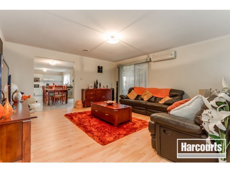 3 Roebourne Mews, Cranbourne East VIC 3977