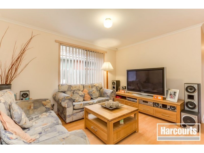9 Strabane Way, Hampton Park VIC 3976