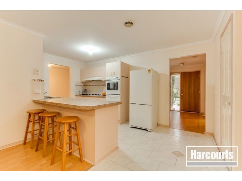 9 Strabane Way, Hampton Park VIC 3976
