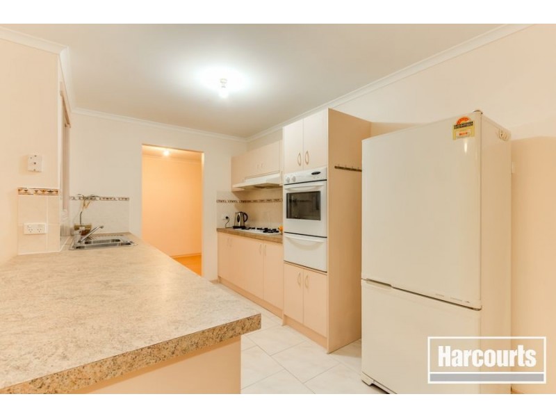 9 Strabane Way, Hampton Park VIC 3976