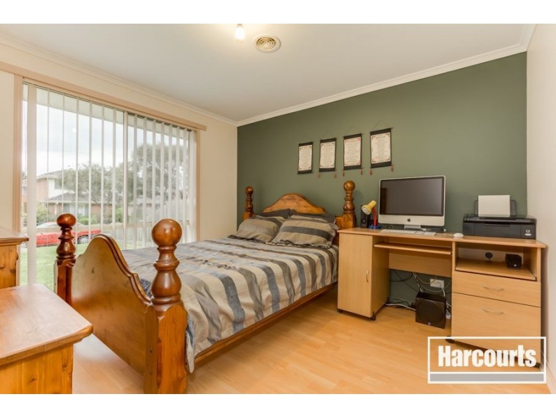 9 Strabane Way, Hampton Park VIC 3976