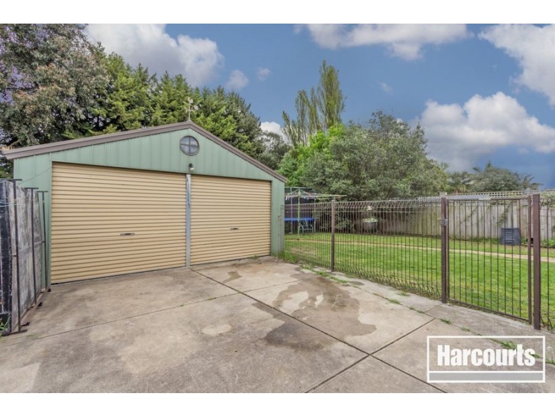 21 Ainsleigh Court, Cranbourne VIC 3977