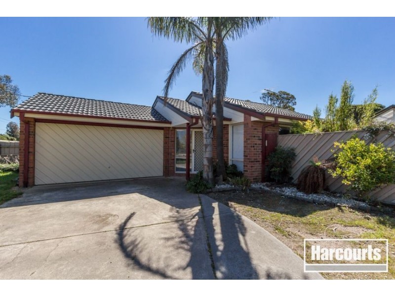35 Huon Park Drive, Cranbourne North VIC 3977