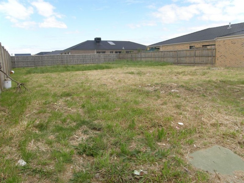 85 Donohue Street, Cranbourne East VIC 3977