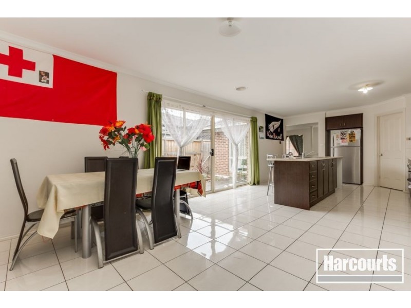 27 Beechwood drive, Lyndhurst VIC 3975