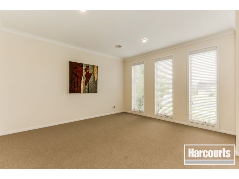 58 Tyndall Street, Cranbourne East VIC 3977