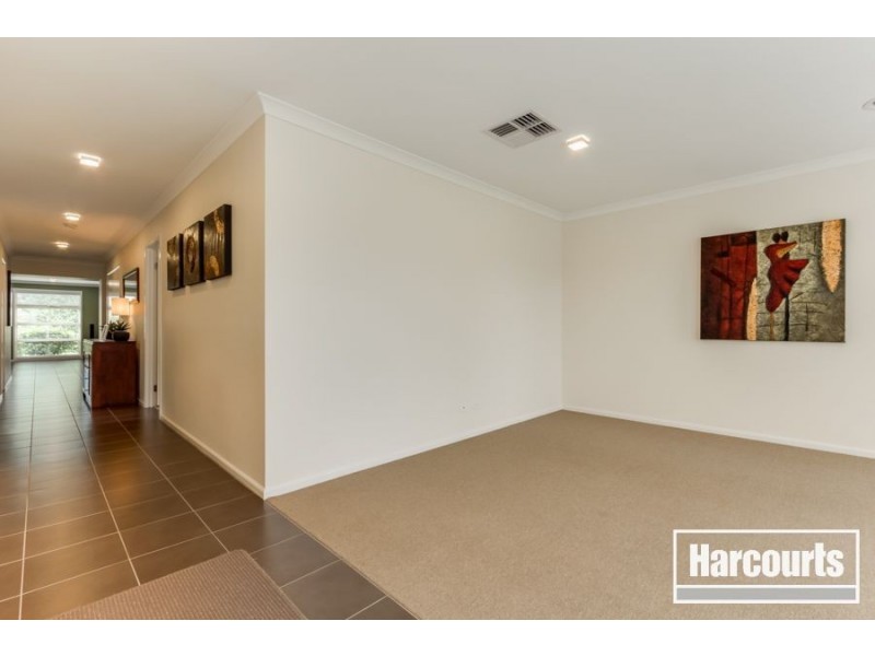 58 Tyndall Street, Cranbourne East VIC 3977