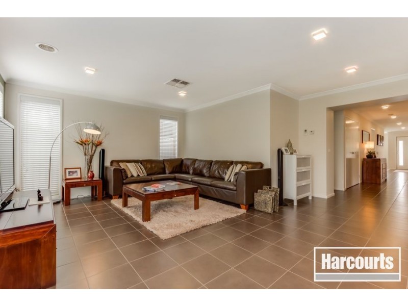 58 Tyndall Street, Cranbourne East VIC 3977