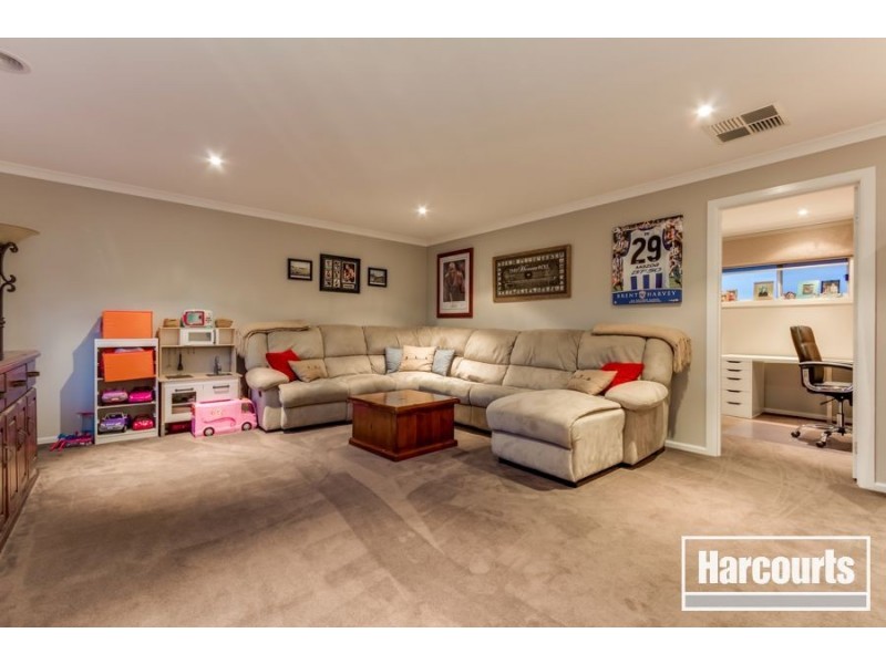 3 Southern Bell Street, Officer VIC 3809