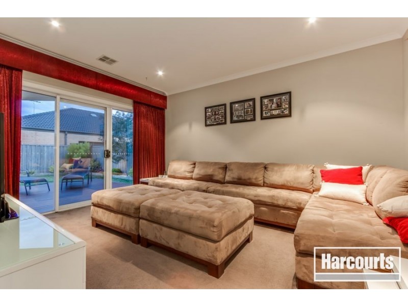 3 Southern Bell Street, Officer VIC 3809