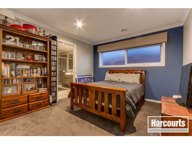 3 Southern Bell Street, Officer VIC 3809