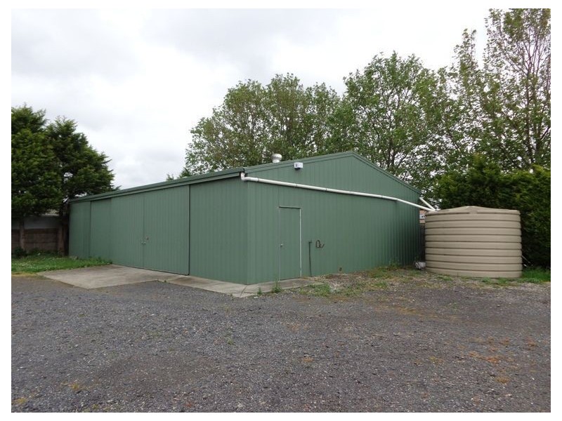 90 Evans Road, Cranbourne West VIC 3977