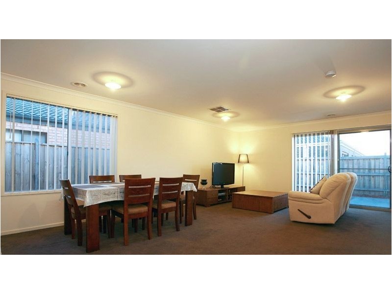 19 Noremac Grove, Lyndhurst VIC 3975