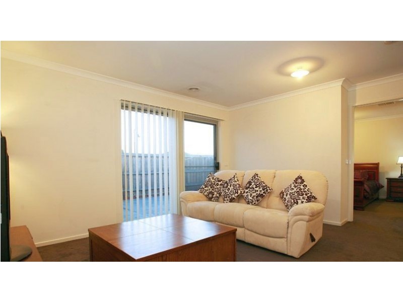 19 Noremac Grove, Lyndhurst VIC 3975