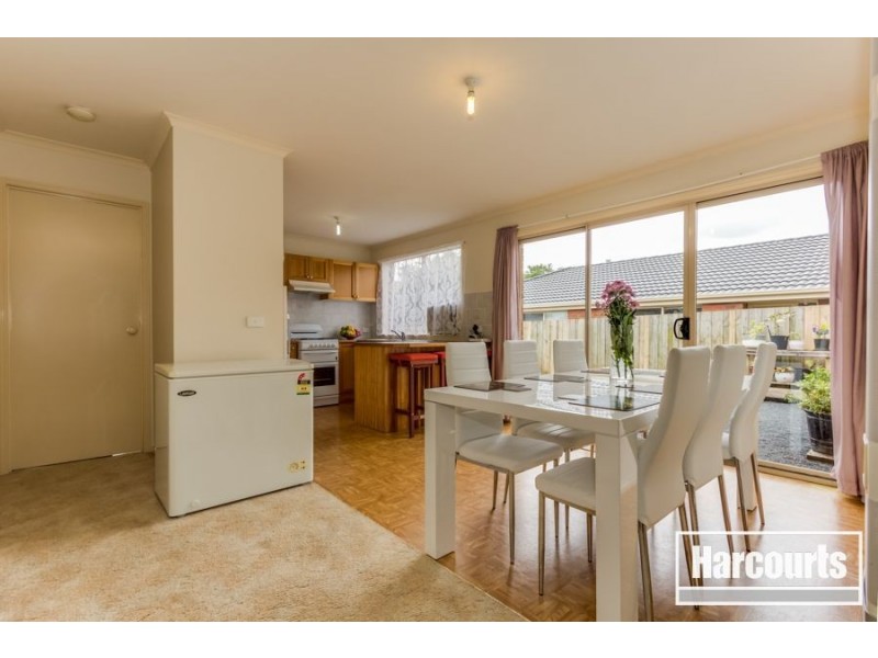 55 Scarborough Avenue, Cranbourne VIC 3977