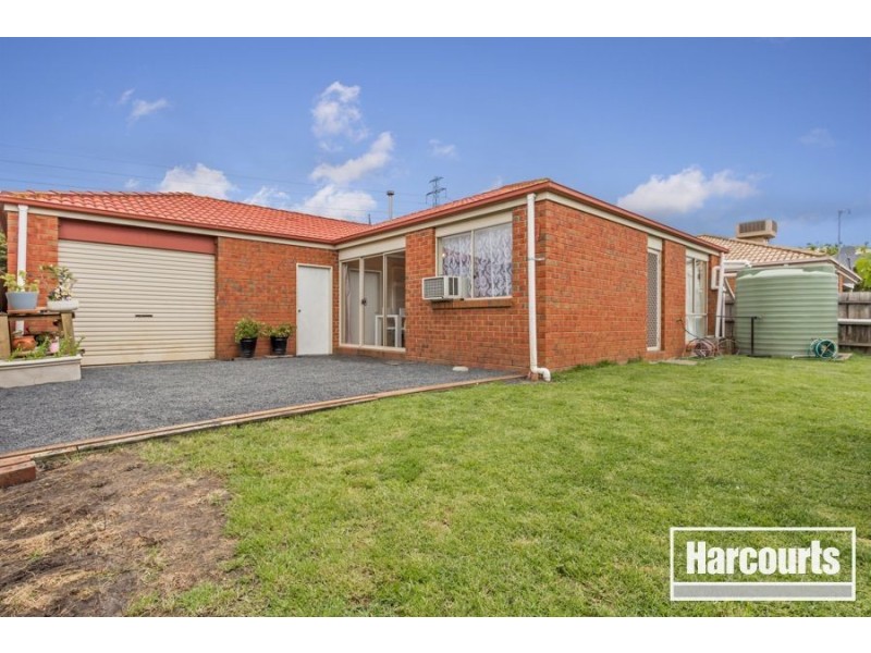 55 Scarborough Avenue, Cranbourne VIC 3977