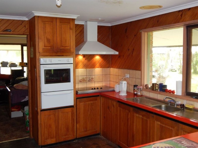 35 Walshes Road, Catani VIC 3981