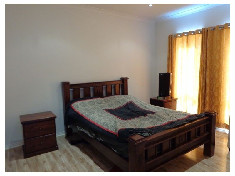 103 Selandra Rise, Clyde North VIC 3978