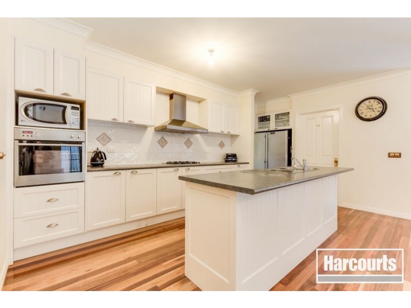 29 Woodspoint Drive, Beaconsfield VIC 3807