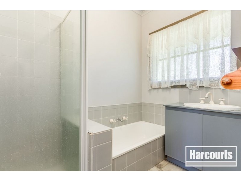 1 Lawless Drive, Cranbourne North VIC 3977