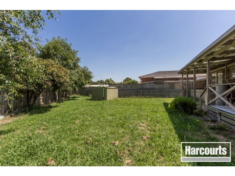 1 Lawless Drive, Cranbourne North VIC 3977