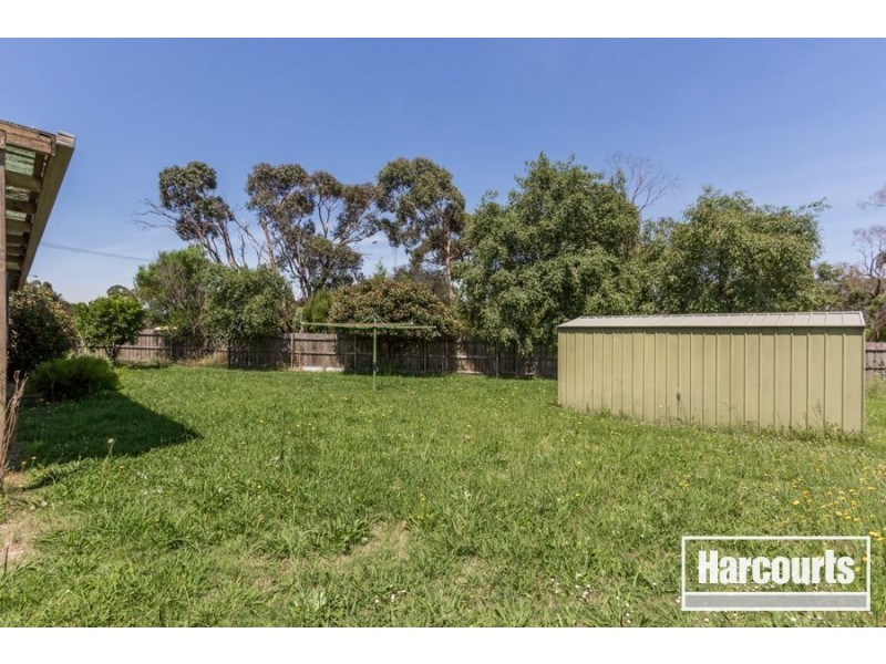 1 Lawless Drive, Cranbourne North VIC 3977