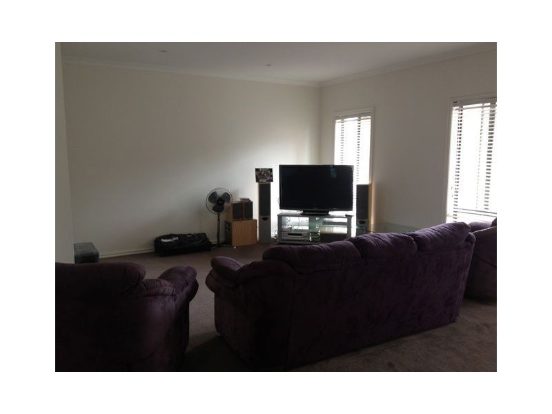 6/17 Elizabeth Street, Cranbourne VIC 3977