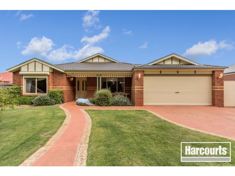 47 Sunningdale Crescent, Cranbourne VIC 3977