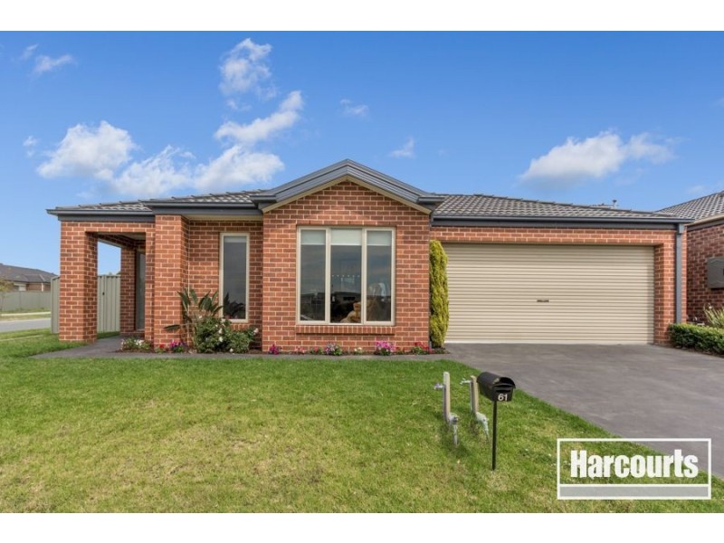61 Broad Oak Drive, Cranbourne East VIC 3977