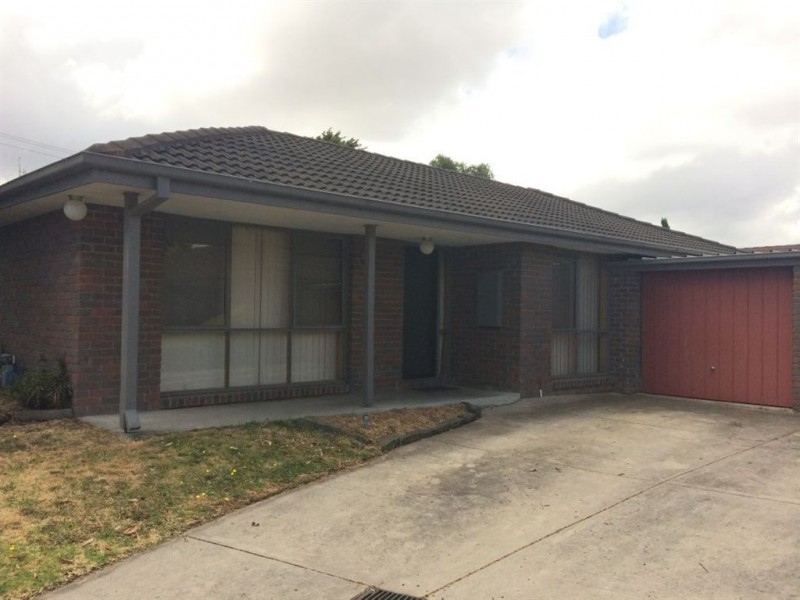 2/26 Elizabeth Street, Cranbourne VIC 3977