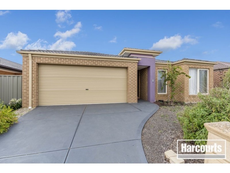 6 Wiltshire Avenue, Cranbourne East VIC 3977