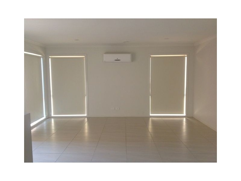 6 Valentine Lane, Cranbourne North VIC 3977