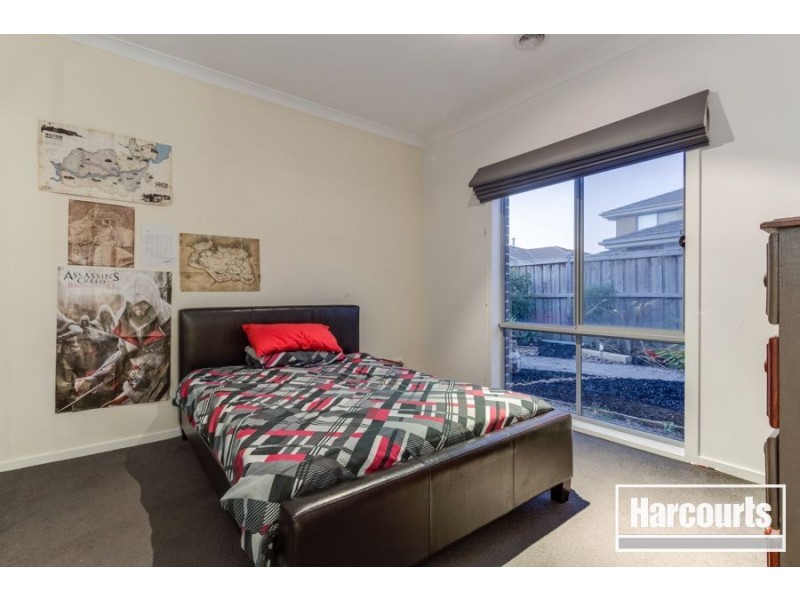 34 Wild Scotchman Way, Cranbourne East VIC 3977