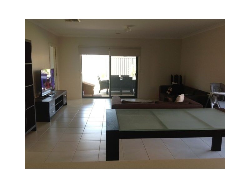 7 Buckthorn Drive, Cranbourne North VIC 3977