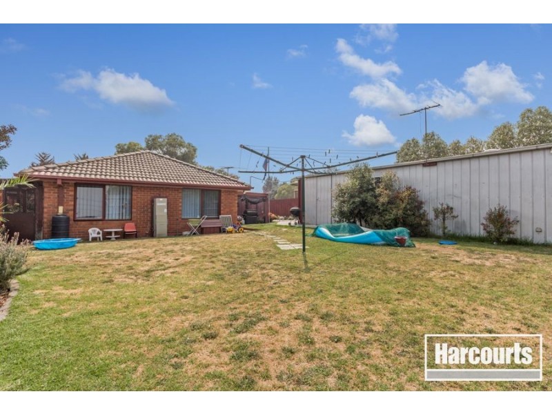 60 Endeavour Drive, Cranbourne North VIC 3977