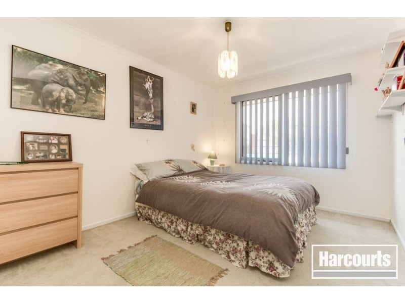 60 Endeavour Drive, Cranbourne North VIC 3977