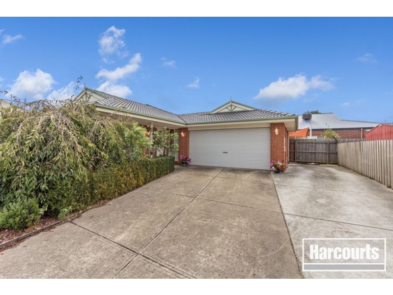 10 Tilbury Court, Cranbourne East VIC 3977