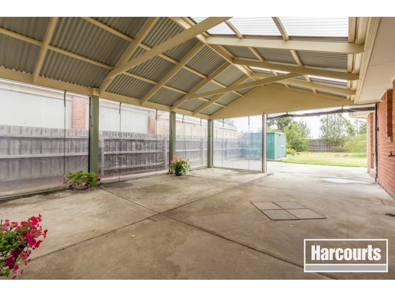 10 Tilbury Court, Cranbourne East VIC 3977