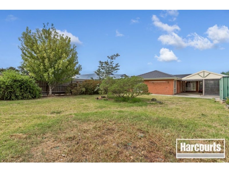 10 Tilbury Court, Cranbourne East VIC 3977