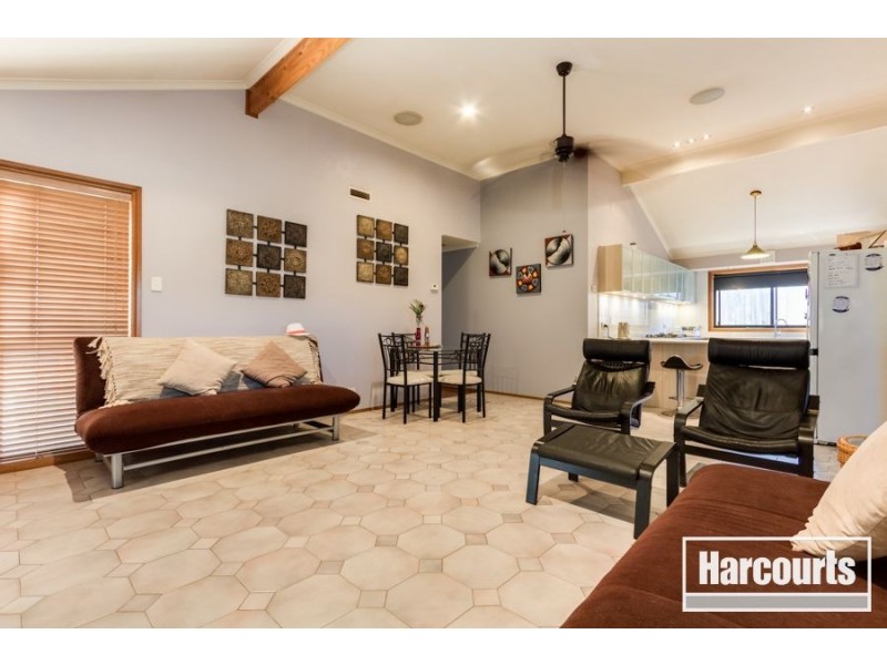 13 Waverley Park Drive, Cranbourne North VIC 3977