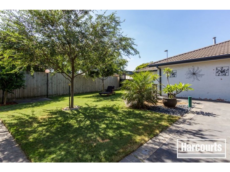 13 Waverley Park Drive, Cranbourne North VIC 3977