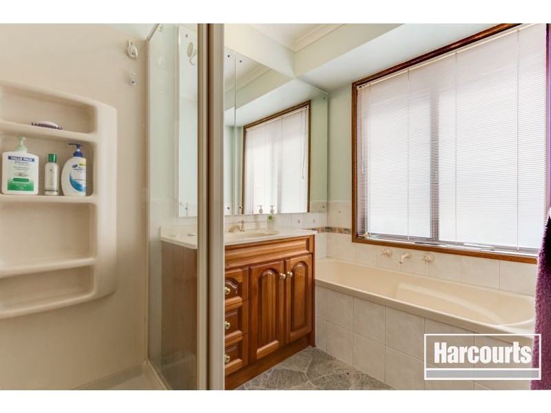 5 Butler Court, Cranbourne VIC 3977