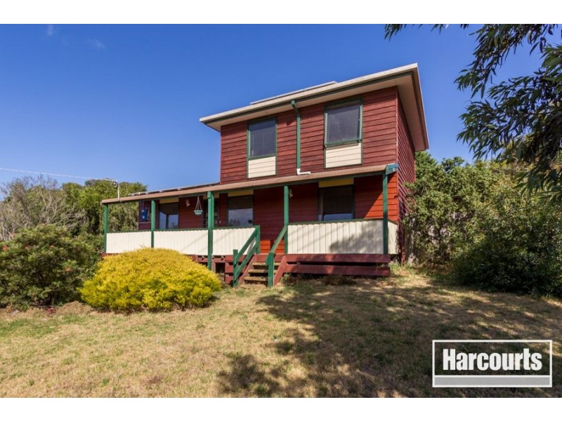 2 Macarthur Drive, Cranbourne VIC 3977