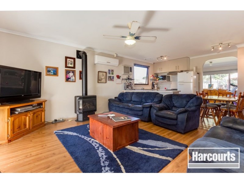 2 Macarthur Drive, Cranbourne VIC 3977