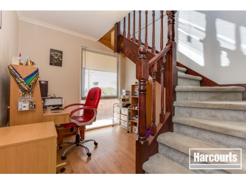 2 Macarthur Drive, Cranbourne VIC 3977