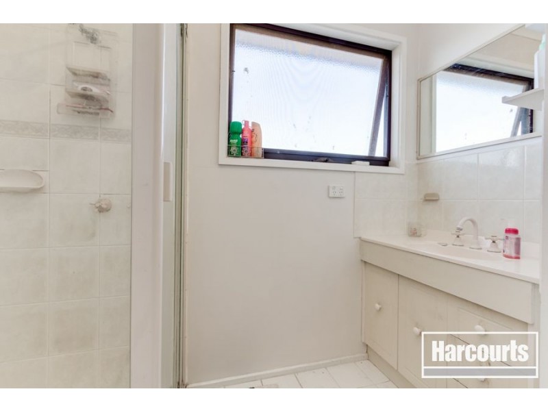 2 Macarthur Drive, Cranbourne VIC 3977