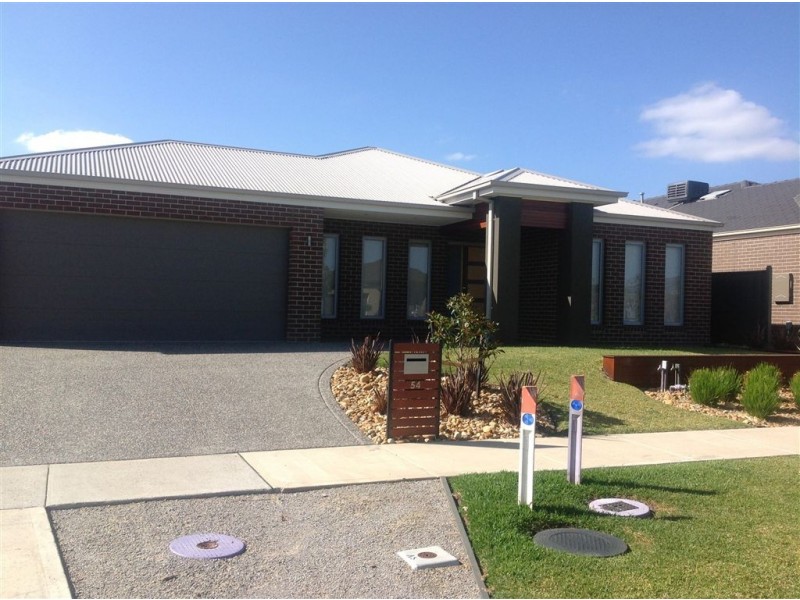 54 Mountainview Boulevard, Cranbourne North VIC 3977