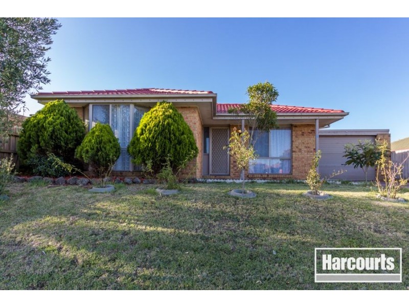 37 Godwin Crescent, Cranbourne North VIC 3977