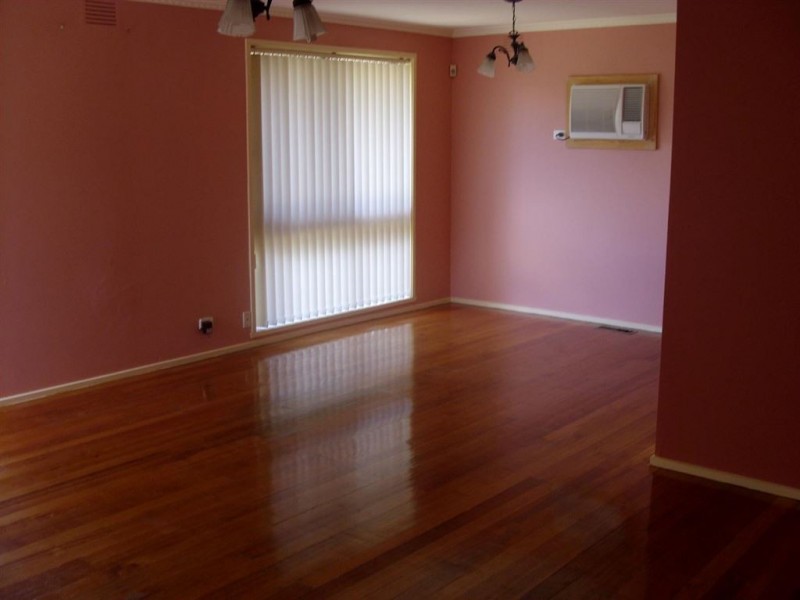 5 Barkly Street, Cranbourne VIC 3977